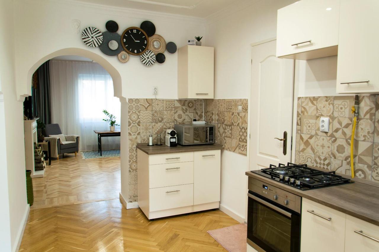 Season One Apartman Szeged Eksteriør bilde