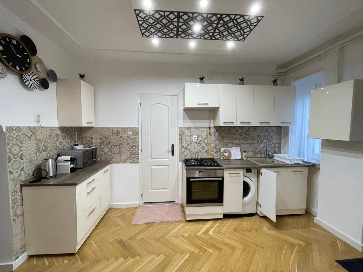 Season One Apartman Szeged Eksteriør bilde